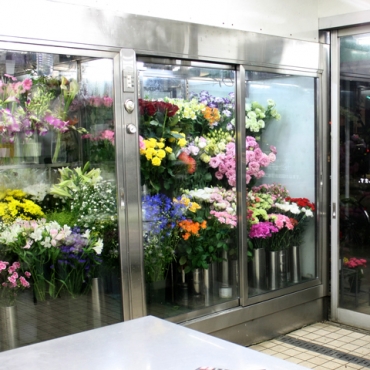 東京都墨田区の花屋 向島 花栄にフラワーギフトはお任せください 当店は 安心と信頼の花キューピット加盟店です 花キューピットタウン